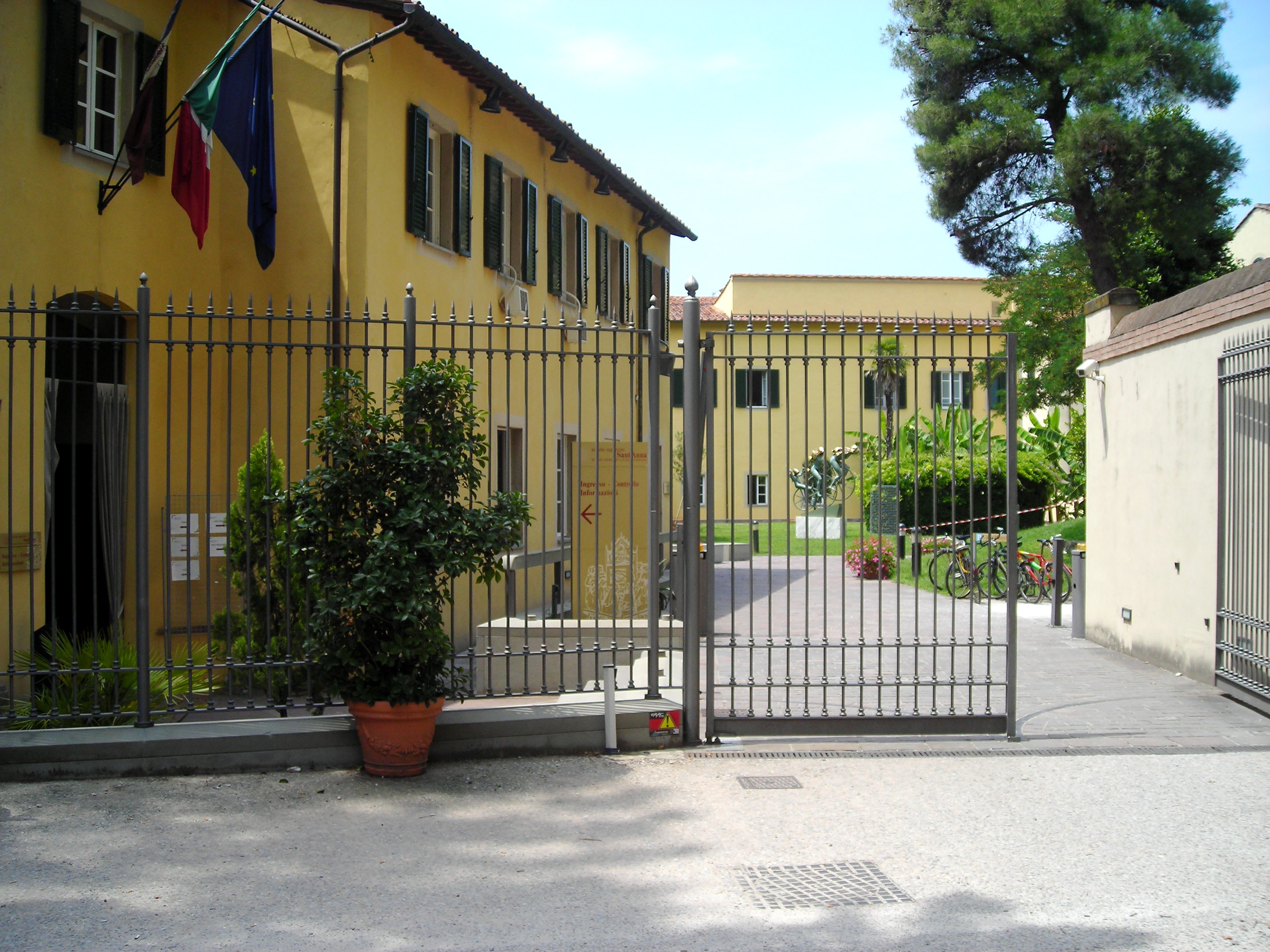 Scuola superiore Sant'Anna Pisa